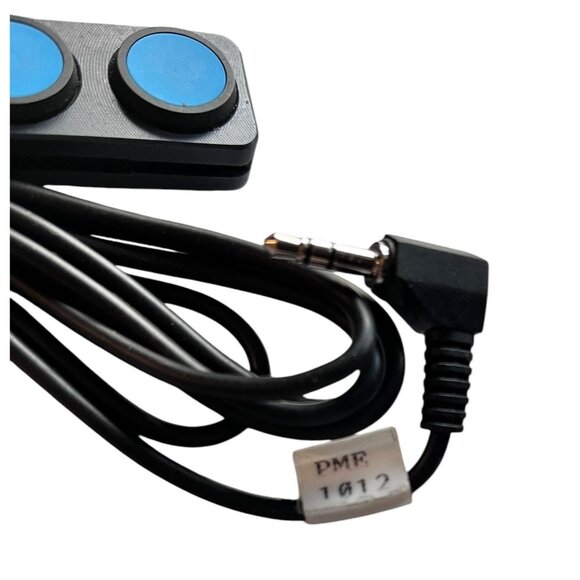 Motion Concepts PME1012 Dual Button 3.5mm Stereo Jack Plug For Power Wheelchair - Picture 3 of 6
